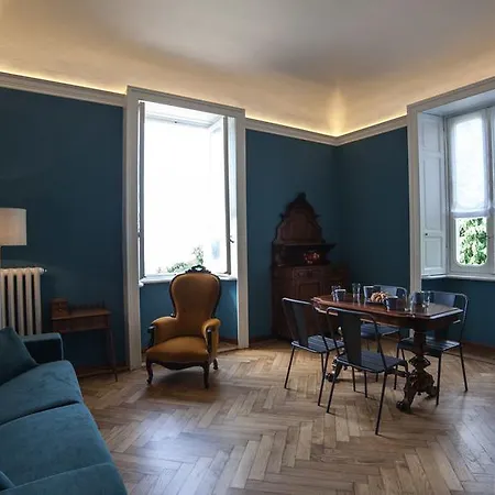 Apartmanhotel Venegoni Maison De Charme