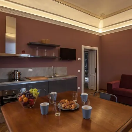 Ξενοδοχείο με διαμερίσματα Venegoni Maison De Charme 4*